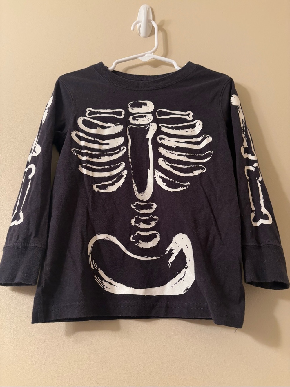 Carter's Boys Glow In The Dark Black Long-Sleeve Skeleton Graphic Shirt Size 3T